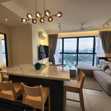 Urban Suites - Penang Jelutong Екстериор снимка